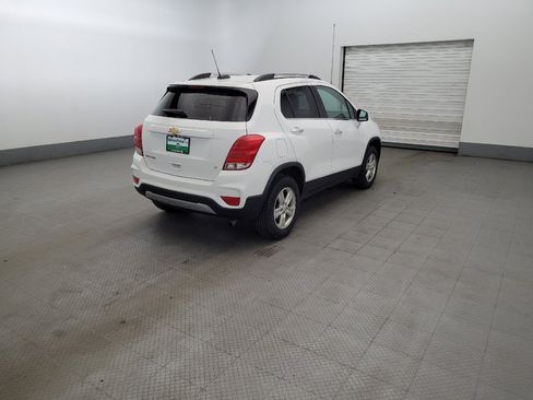 Used 2018 Chevrolet Trax LT w/ LT Convenience Package AWD/4WD image 9