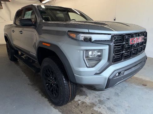 New 2026 GMC Canyon Elevation w/ Convenience Package image 4