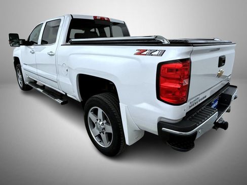 Used 2018 Chevrolet Silverado 2500 LTZ w/ Duramax Plus Package image 7