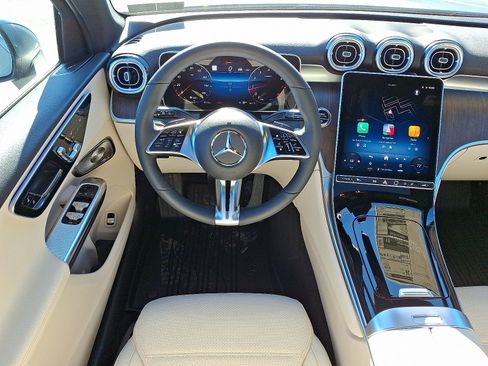 New 2026 Mercedes-Benz GLC 300 4MATIC image 9
