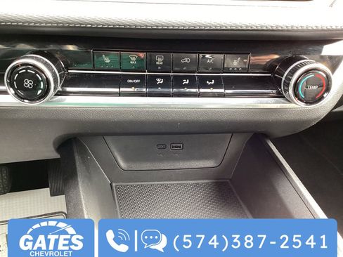 Used 2025 Chevrolet Equinox LT image 22