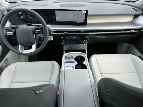 New 2026 Hyundai Ioniq 9 SEL AWD/4WD image 18