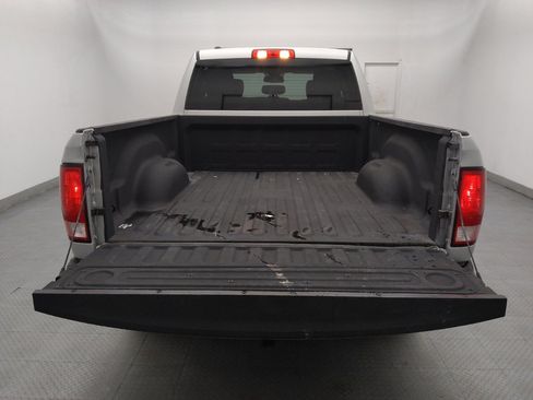 Used 2019 RAM 1500 Express AWD/4WD image 29