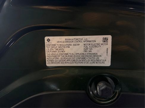 Used 2022 Rivian R1T Adventure image 20