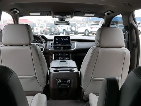 Used 2021 Chevrolet Tahoe LT image 44