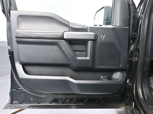 Used 2018 Ford F150 XLT w/ Equipment Group 302A Luxury AWD/4WD image 22