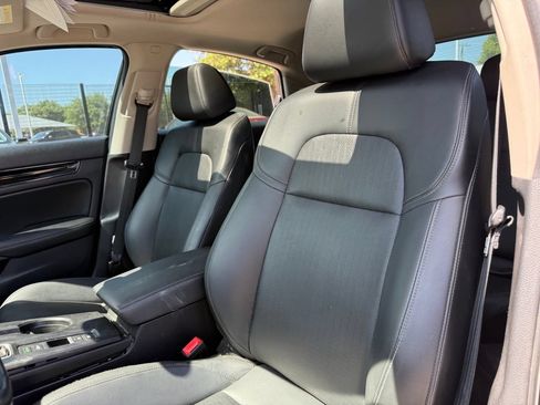 Used 2022 Honda Civic EX-L image 11