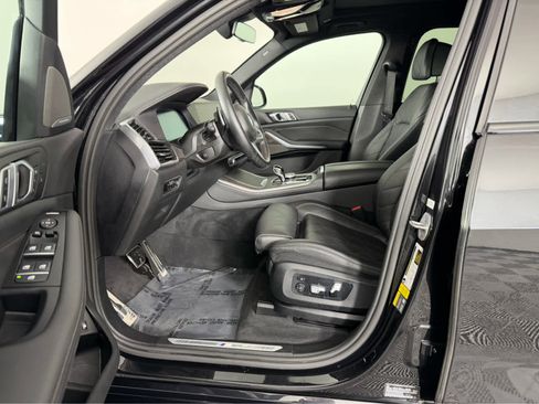 Certified 2023 BMW X5 xDrive45e w/ M Sport Package image 9