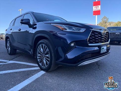 Certified 2021 Toyota Highlander Platinum AWD/4WD image 11