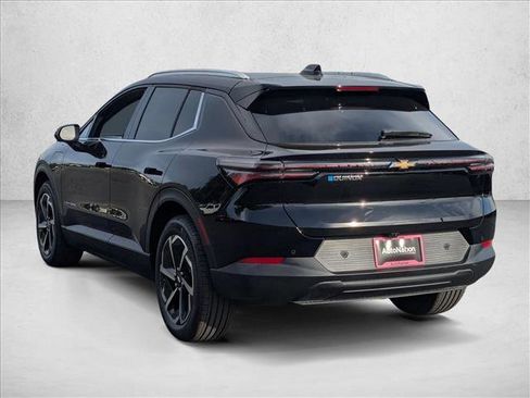 New 2026 Chevrolet Equinox EV LT image 9