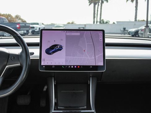 Used 2018 Tesla Model 3 Long Range AWD/4WD image 14