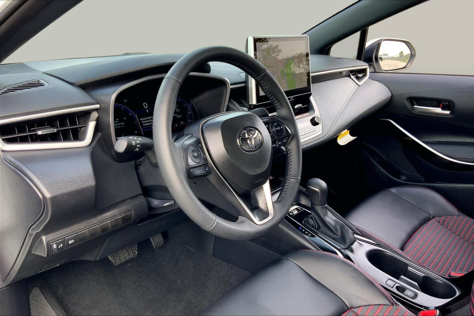 Used 2026 Toyota Corolla XSE FWD image 17