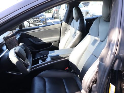 Used 2022 Tesla Model S Plaid AWD/4WD image 17