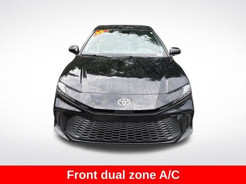 Used 2026 Toyota Camry SE FWD image 2