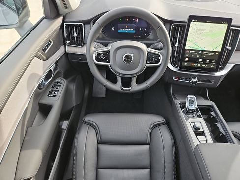 New 2026 Volvo XC90 B6 Ultra w/ Protection Package Premier AWD/4WD image 9