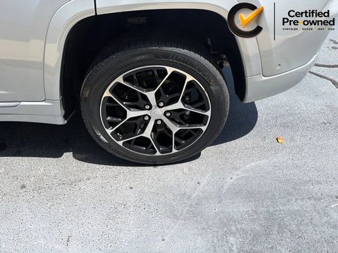 Certified 2023 Jeep Grand Cherokee Summit AWD/4WD image 20