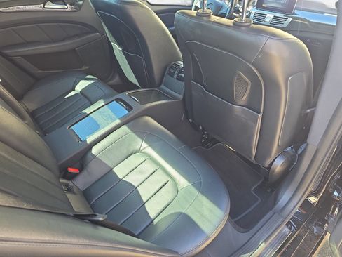 Used 2016 Mercedes-Benz CLS 400 image 11