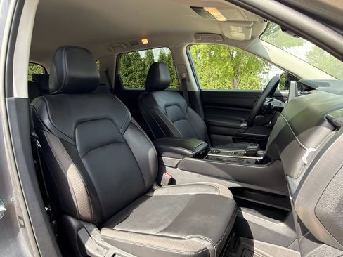 Certified 2026 Nissan Pathfinder SL AWD/4WD image 15
