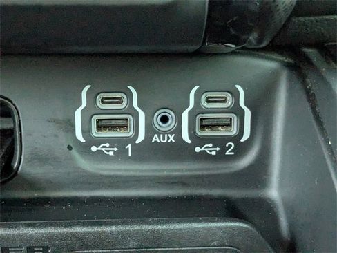 Used 2022 RAM 1500 Limited w/ Body Color Bumper Group image 26