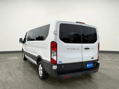 Used 2018 Ford Transit 350 XLT image 6