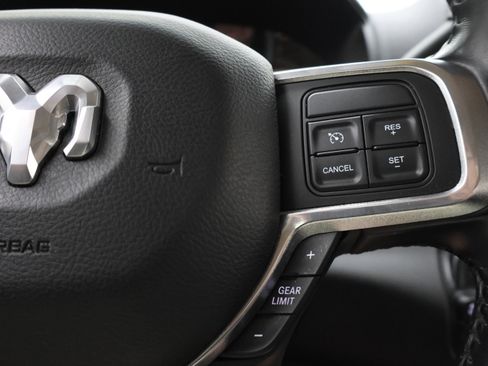 Used 2020 RAM 2500 Laramie AWD/4WD image 14