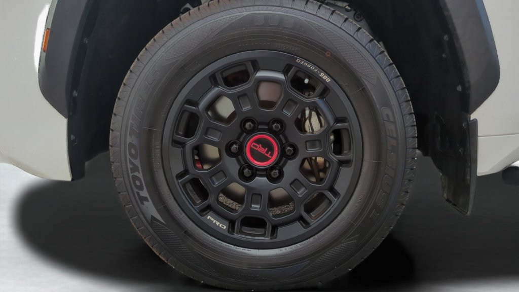 Used 2025 Toyota Sequoia TRD Pro AWD/4WD image 28