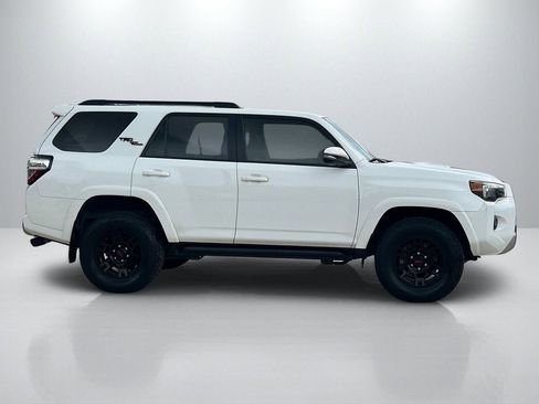 Used 2023 Toyota 4Runner TRD Off-Road Premium AWD/4WD image 4