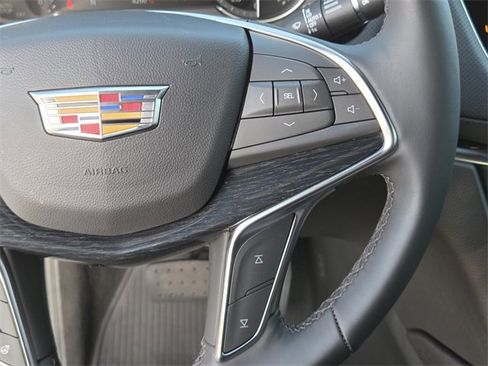 New 2025 Cadillac XT5 Premium Luxury image 21