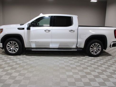 Used 2022 GMC Sierra 1500 Denali w/ Driver Alert Package II AWD/4WD image 8