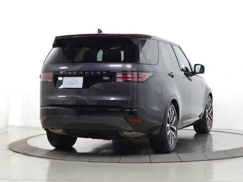 Certified 2023 Land Rover Discovery S R-Dynamic AWD/4WD image 8