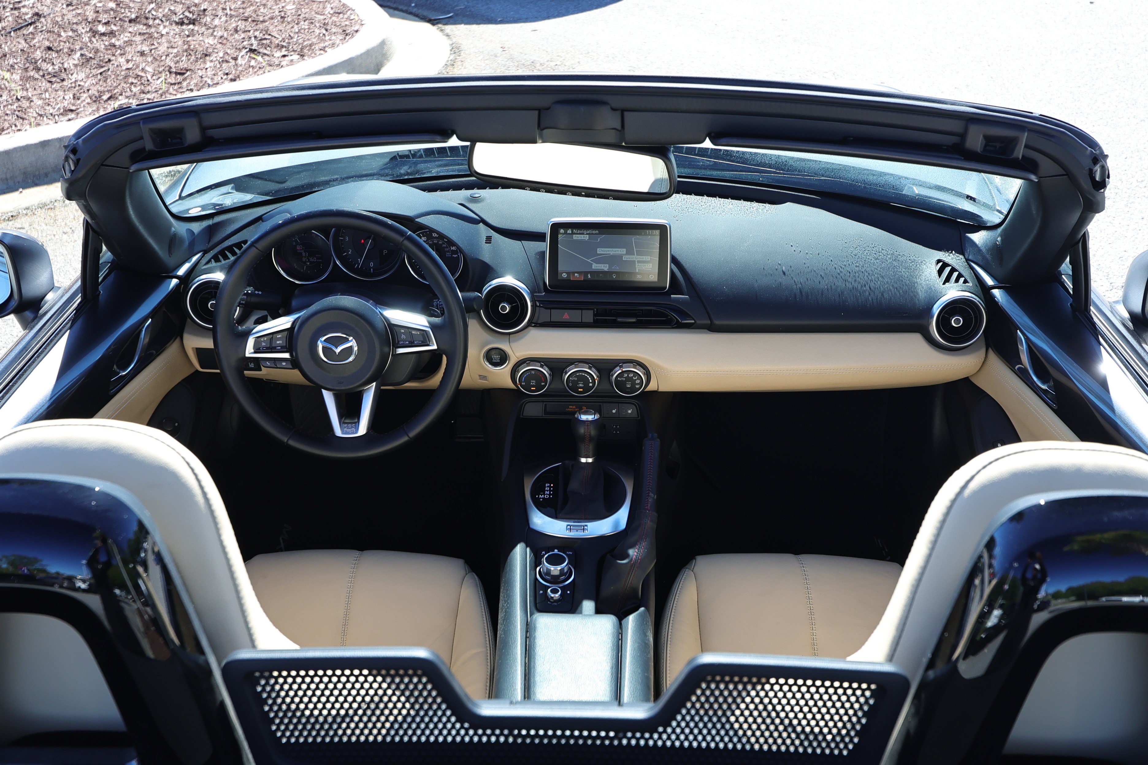 Used 2016 MAZDA MX-5 Miata Grand Touring RWD image 10