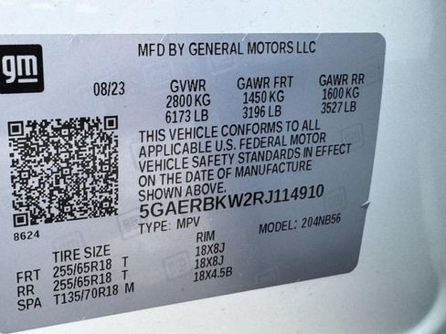 Used 2024 Buick Enclave Essence FWD image 24