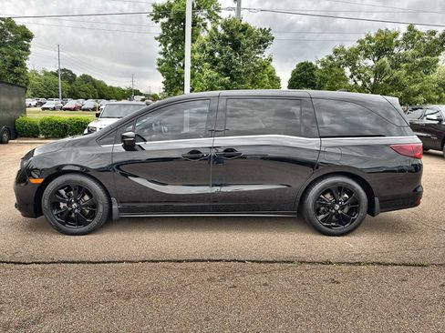 Used 2023 Honda Odyssey Sport image 5