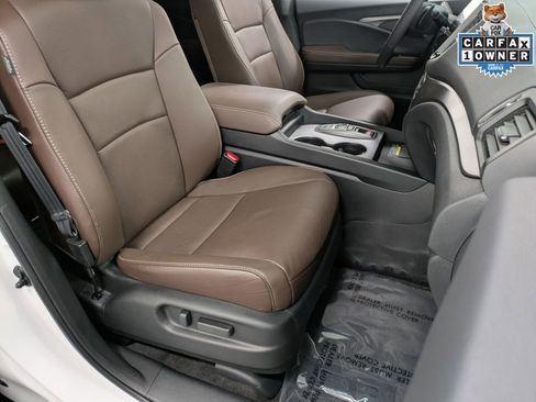 Used 2024 Honda Passport EX-L image 28