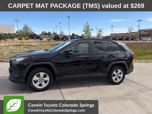 Used 2021 Toyota RAV4 XLE w/ Carpet Mat Package (TMS) AWD/4WD image 4