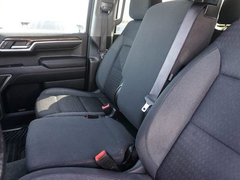 Used 2023 Chevrolet Silverado 1500 LT AWD/4WD image 13