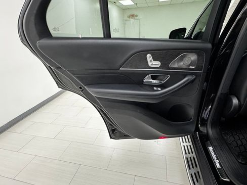 Used 2022 Mercedes-Benz GLE 350 4MATIC image 11