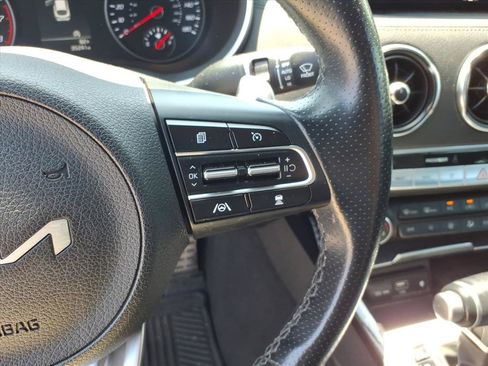 Used 2022 Kia Stinger GT1 RWD image 21