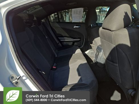 Used 2020 Dodge Charger SXT RWD image 32