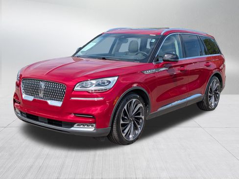 Used 2020 Lincoln Aviator Reserve w/ Equipment Group 202A AWD/4WD image 3