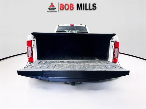 Used 2022 Ford F350 Lariat w/ Lariat Ultimate Package image 27