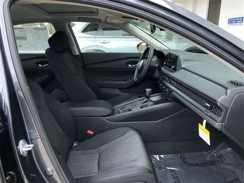 New 2025 Honda Accord SE image 11