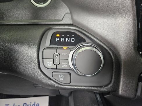 New 2026 RAM 1500 Express AWD/4WD image 14