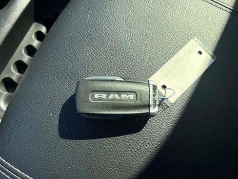 Used 2020 RAM 1500 Big Horn image 21