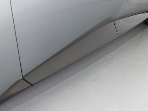 Used 2025 Ferrari Purosangue image 33