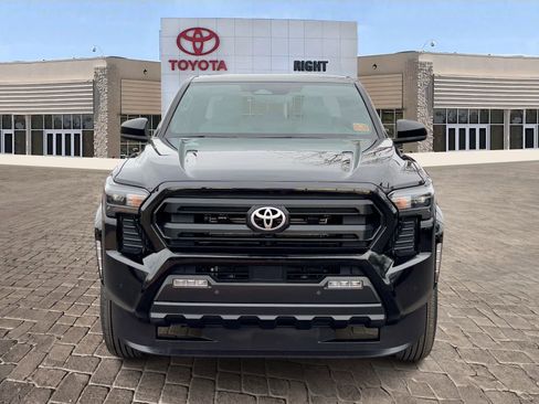 Certified 2025 Toyota Tacoma SR5 image 7