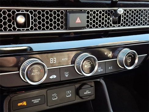 Used 2025 Honda Civic Sport image 15