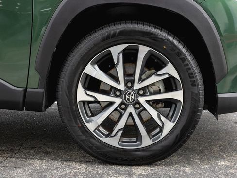 Certified 2022 Toyota Corolla Cross XLE w/ Convenience Package image 4