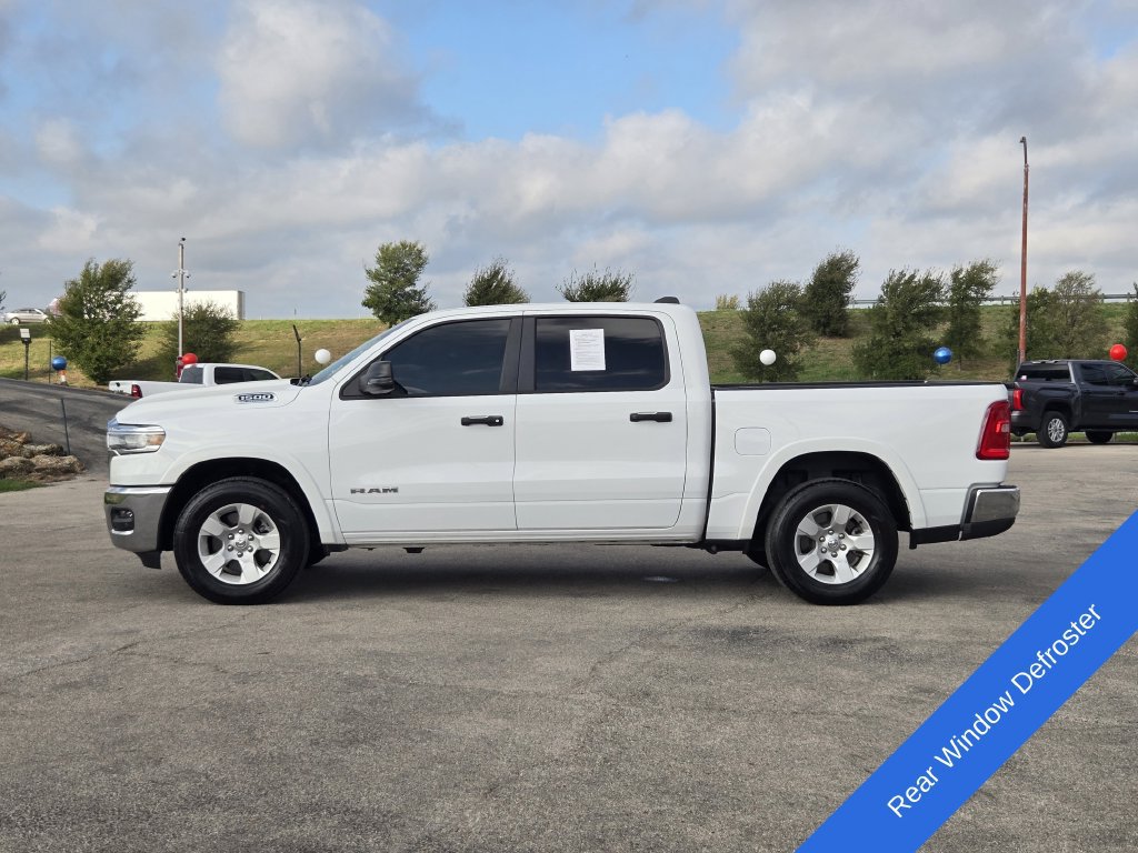 Used 2025 RAM 1500 Big Horn AWD/4WD image 4