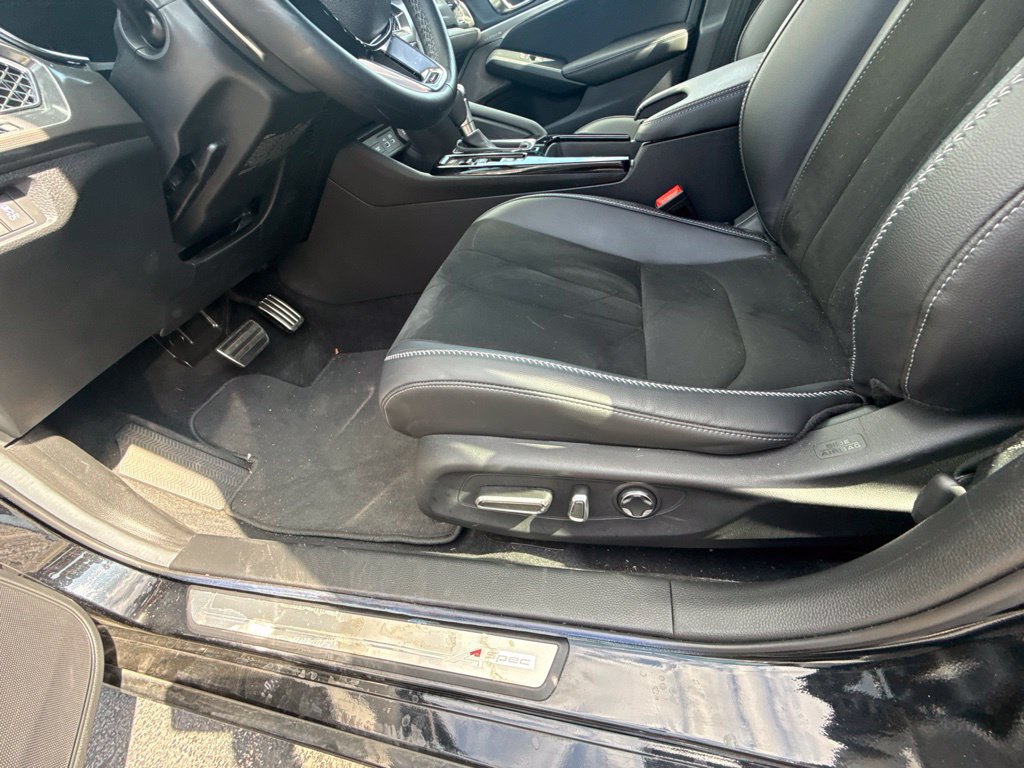 Used 2024 Acura Integra A-Spec w/ Technology Package FWD image 17